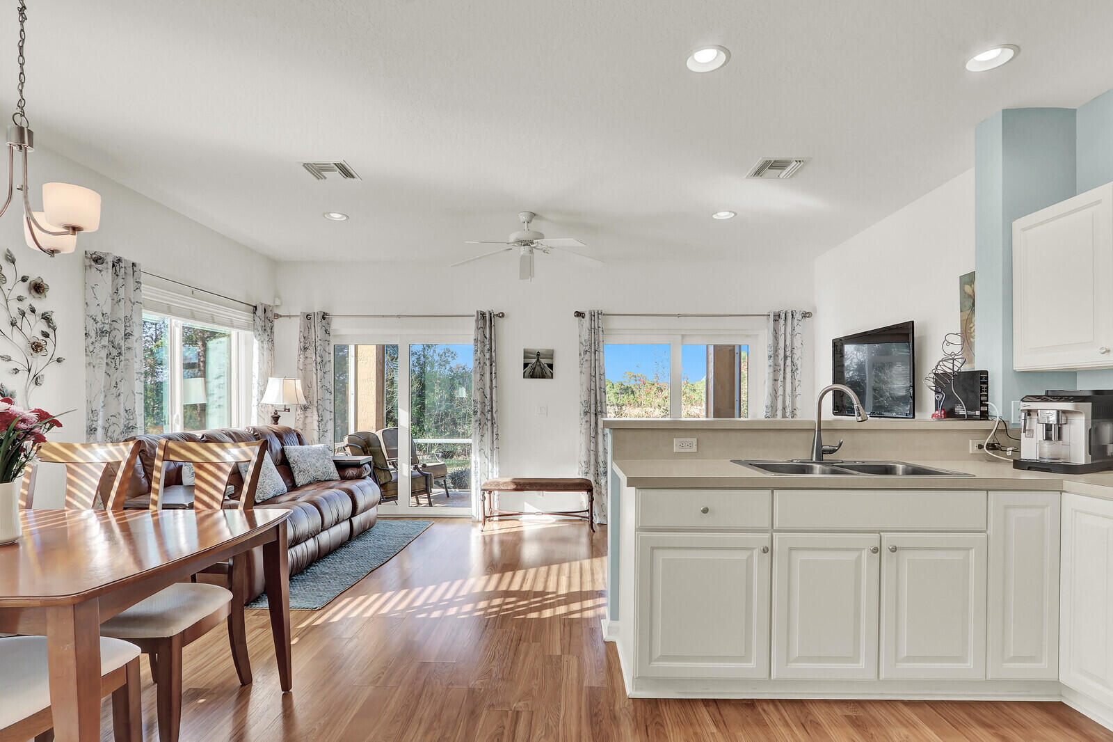 CASTLE PINES CONDOMINIUM - Residential