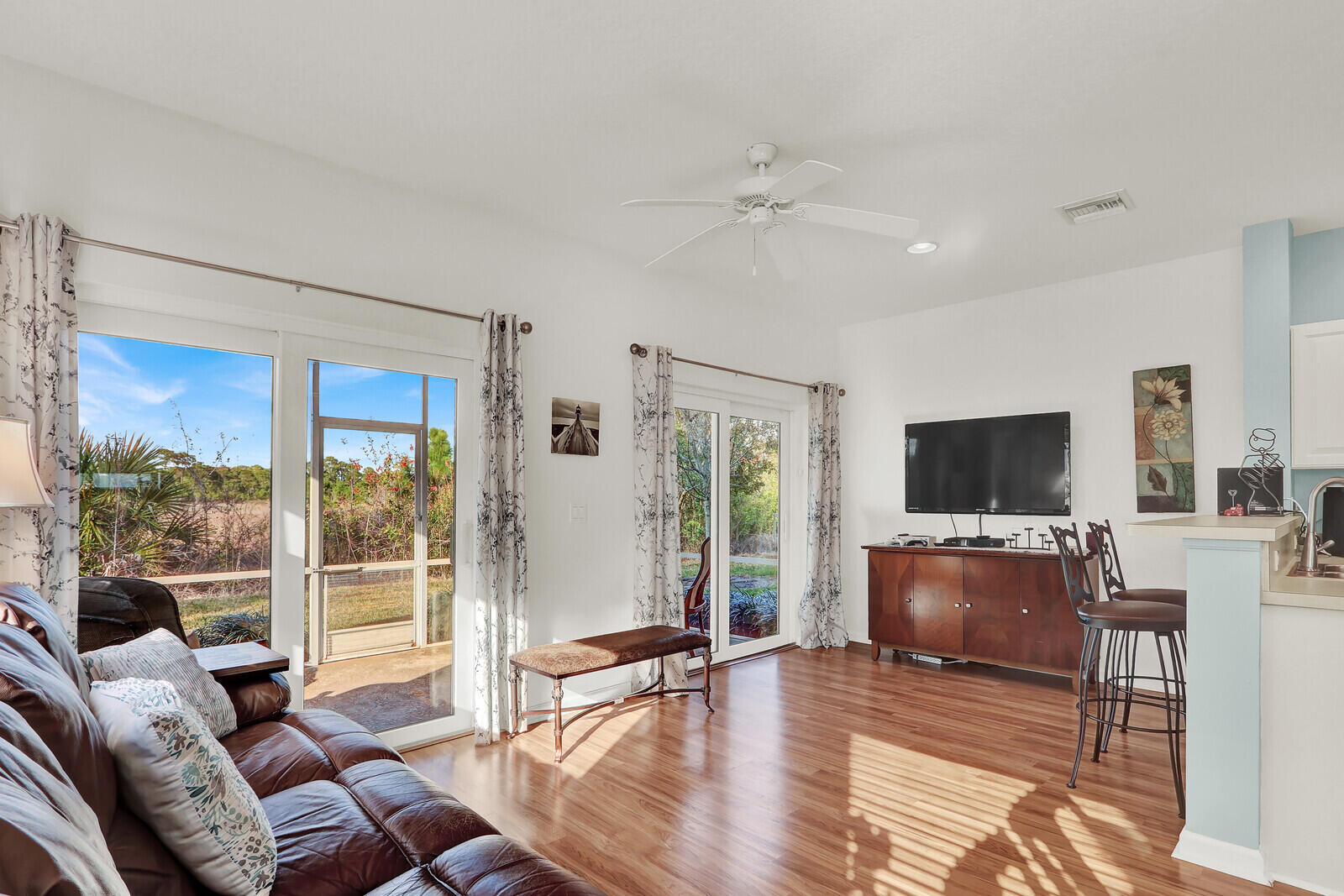 CASTLE PINES CONDOMINIUM - Residential