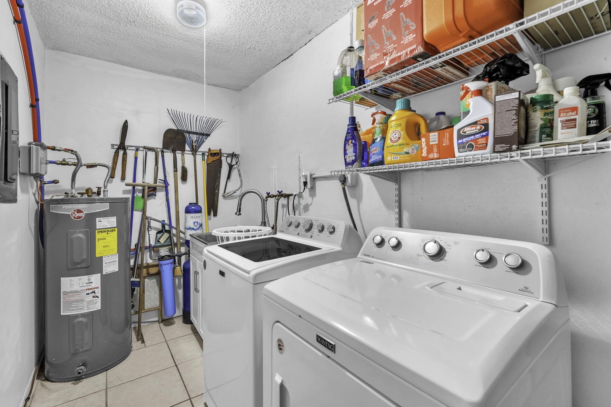 CRYSTAL LAKE 4TH SEC - Residential