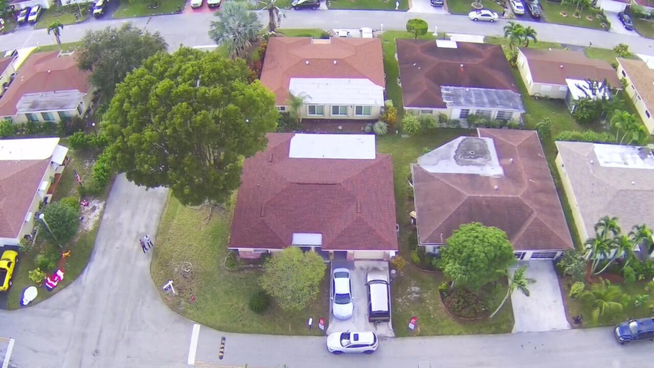 CRYSTAL LAKE 4TH SEC - Residential