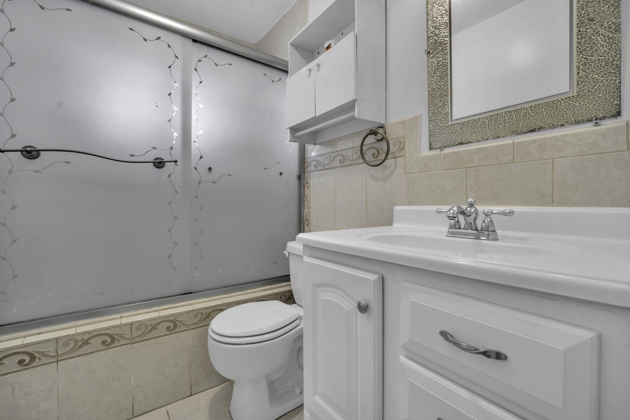 CRYSTAL LAKE 4TH SEC - Residential