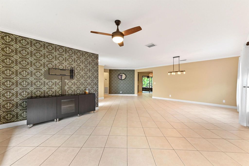 Photo of 2602 SW 23rd Cranbrook Drive, Boynton Beach, FL 33436 (MLS # R11091283)