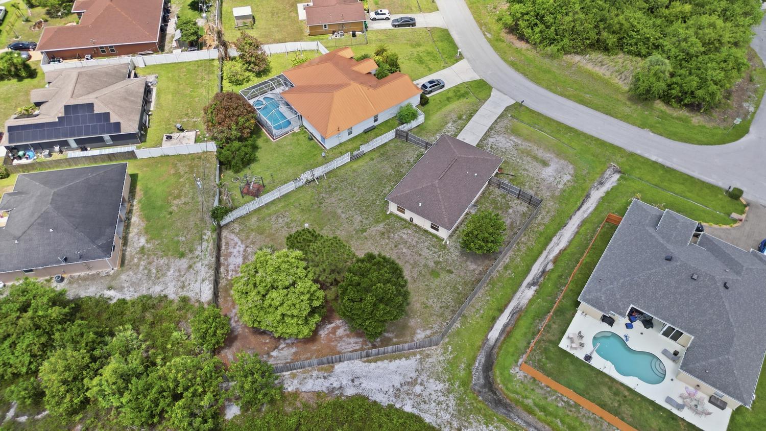PORT ST LUCIE SECTION 33 - Residential