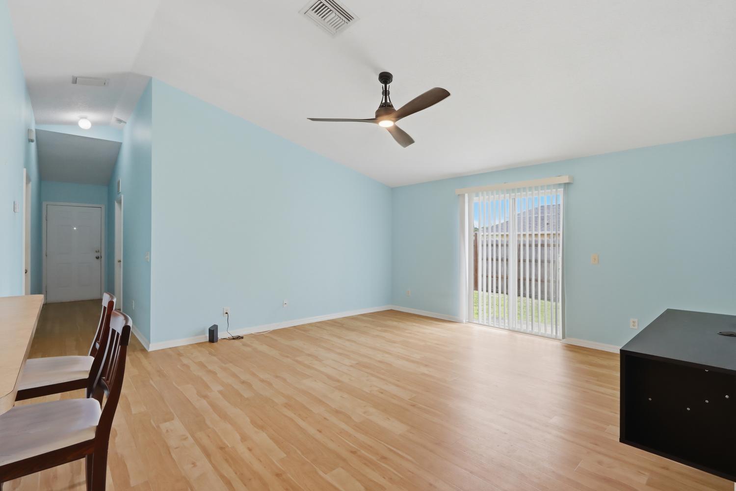 PORT ST LUCIE SECTION 33 - Residential