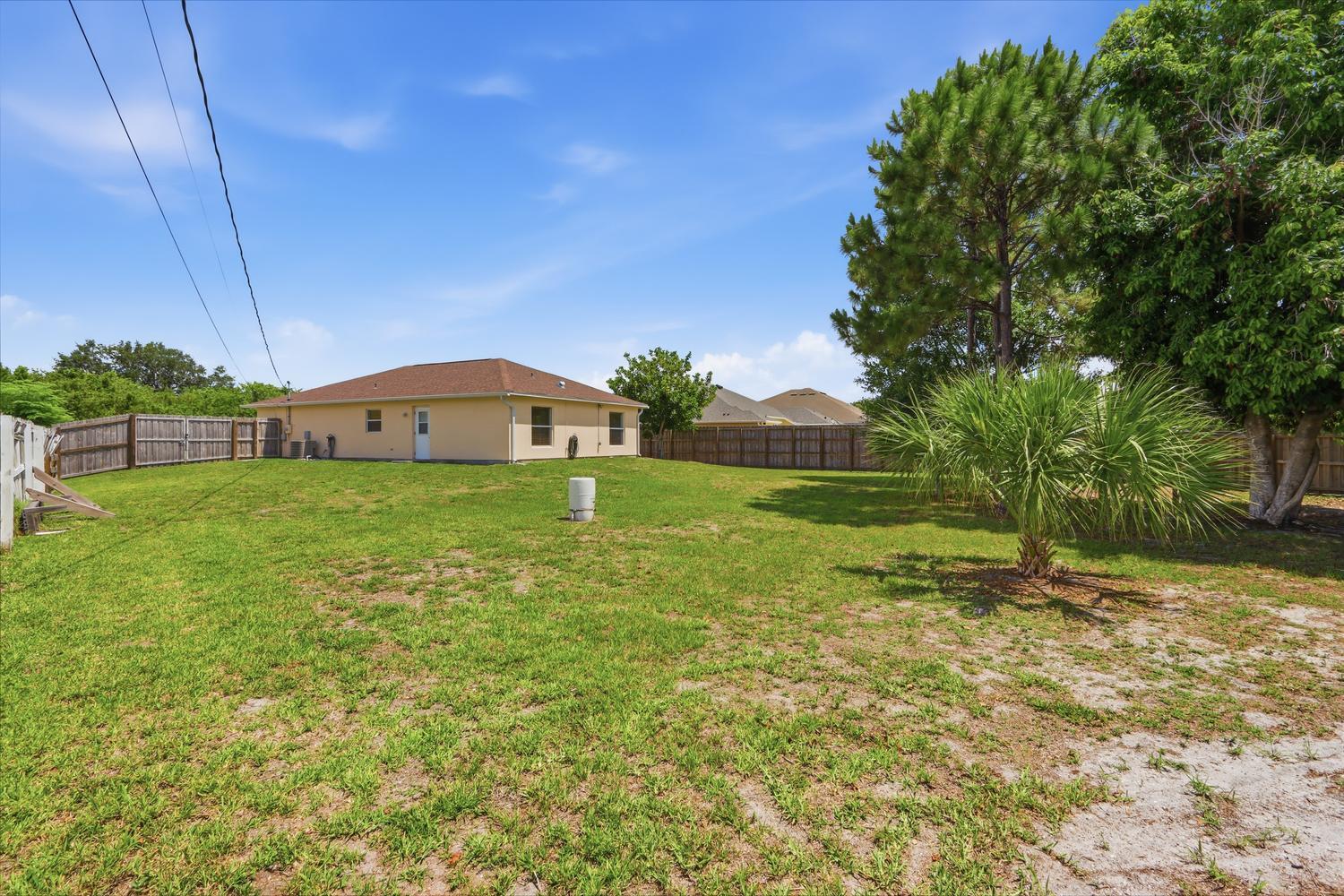PORT ST LUCIE SECTION 33 - Residential
