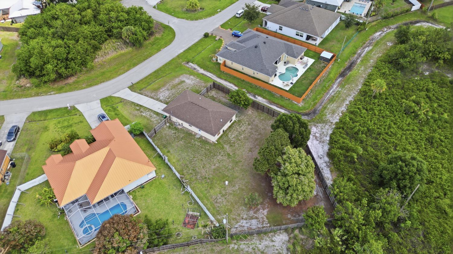 PORT ST LUCIE SECTION 33 - Residential