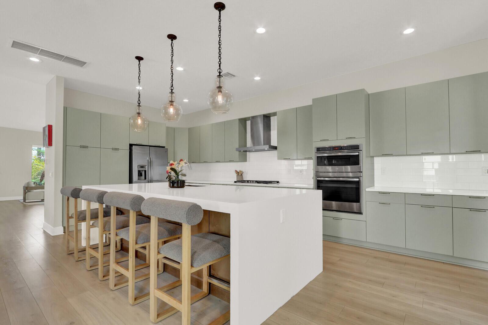 1201 Faulkner Terrace