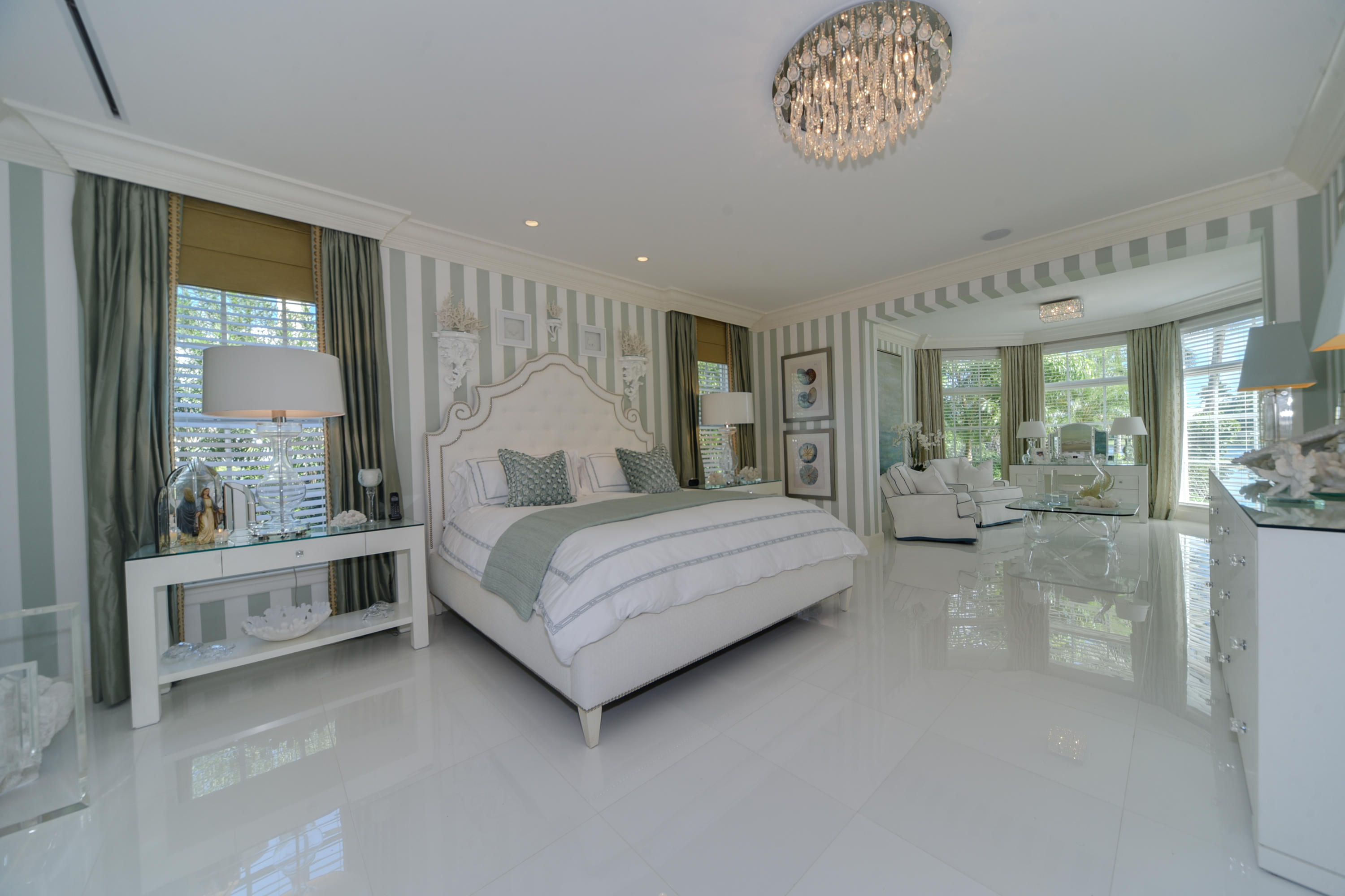 OLD PORT VILLAGE 4 - Residential