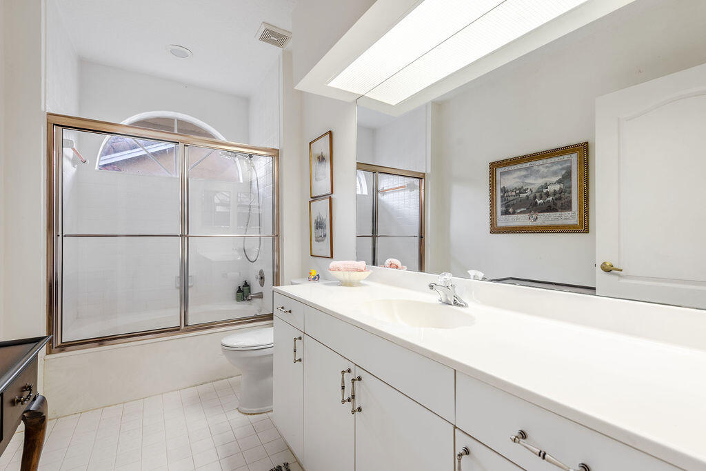 ABERDEEN 9 - Residential Lease