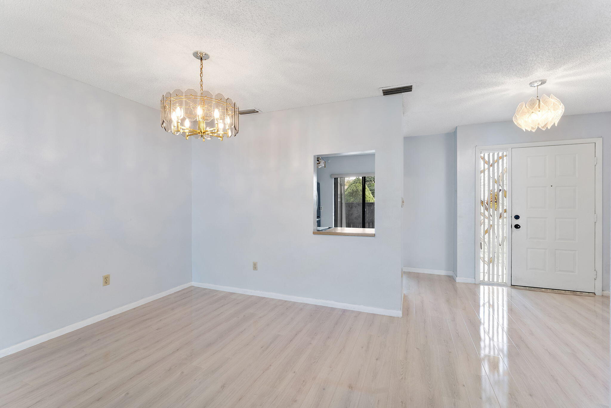 INDIAN TRAIL VILLAS 2 - Residential