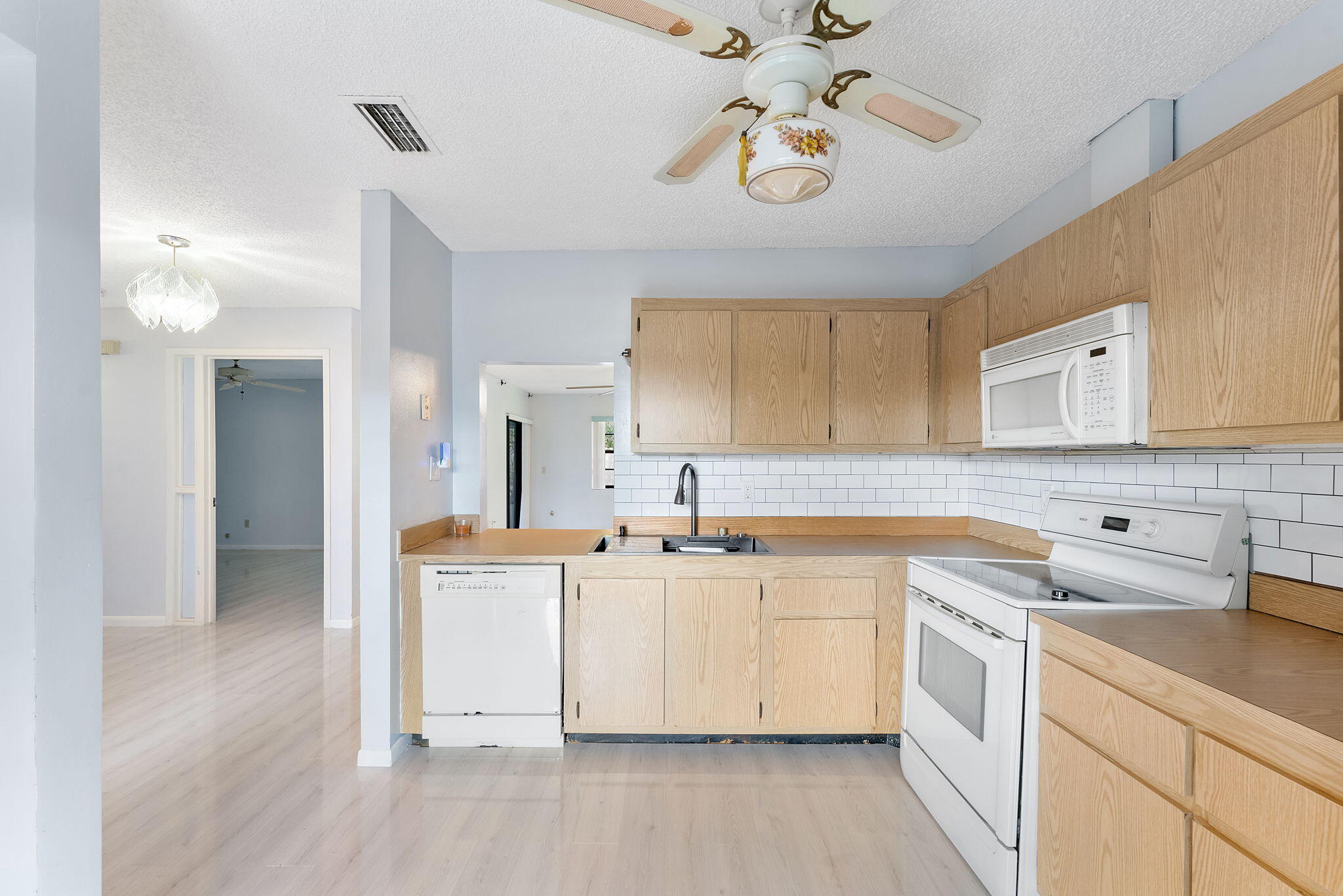 INDIAN TRAIL VILLAS 2 - Residential