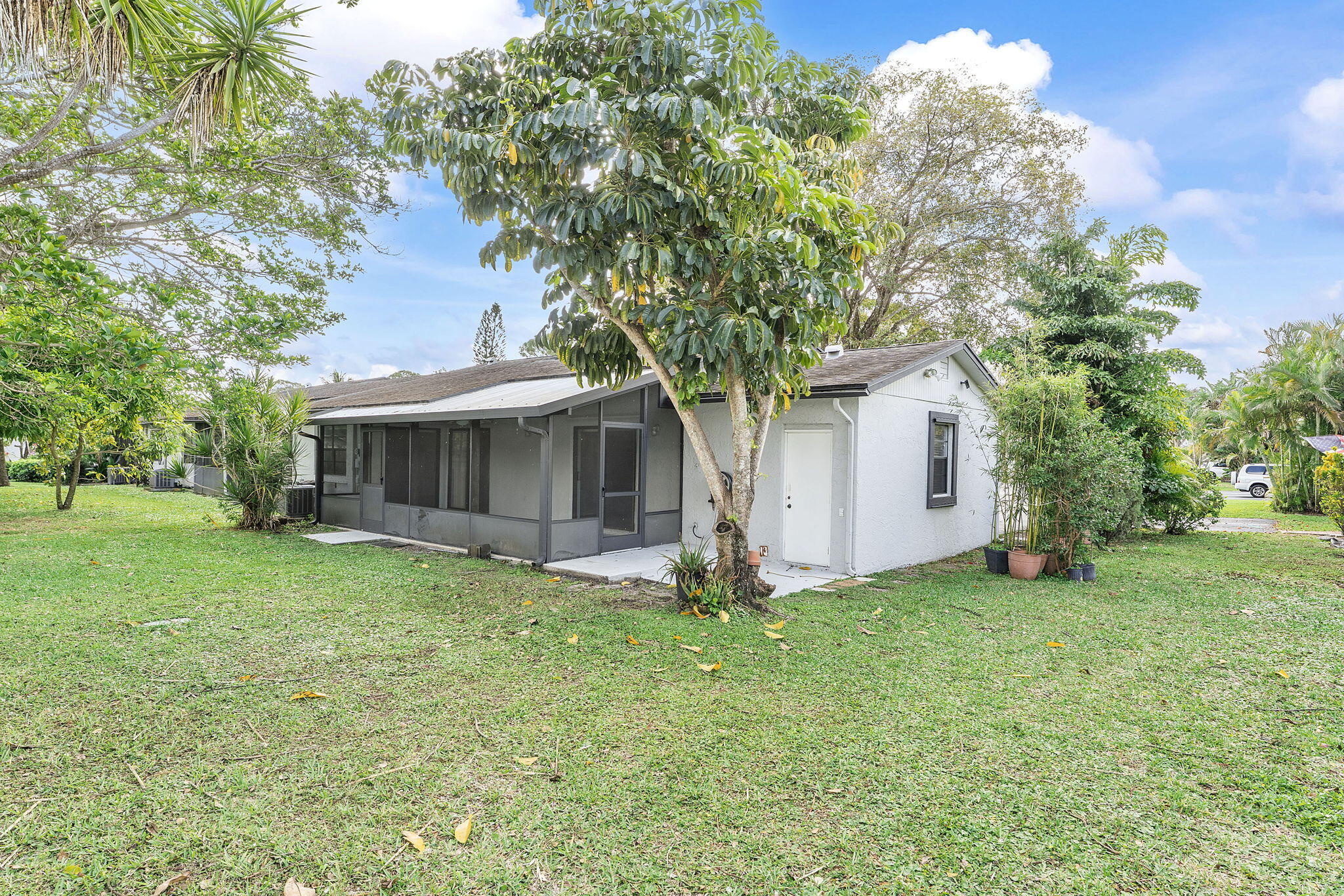 INDIAN TRAIL VILLAS 2 - Residential