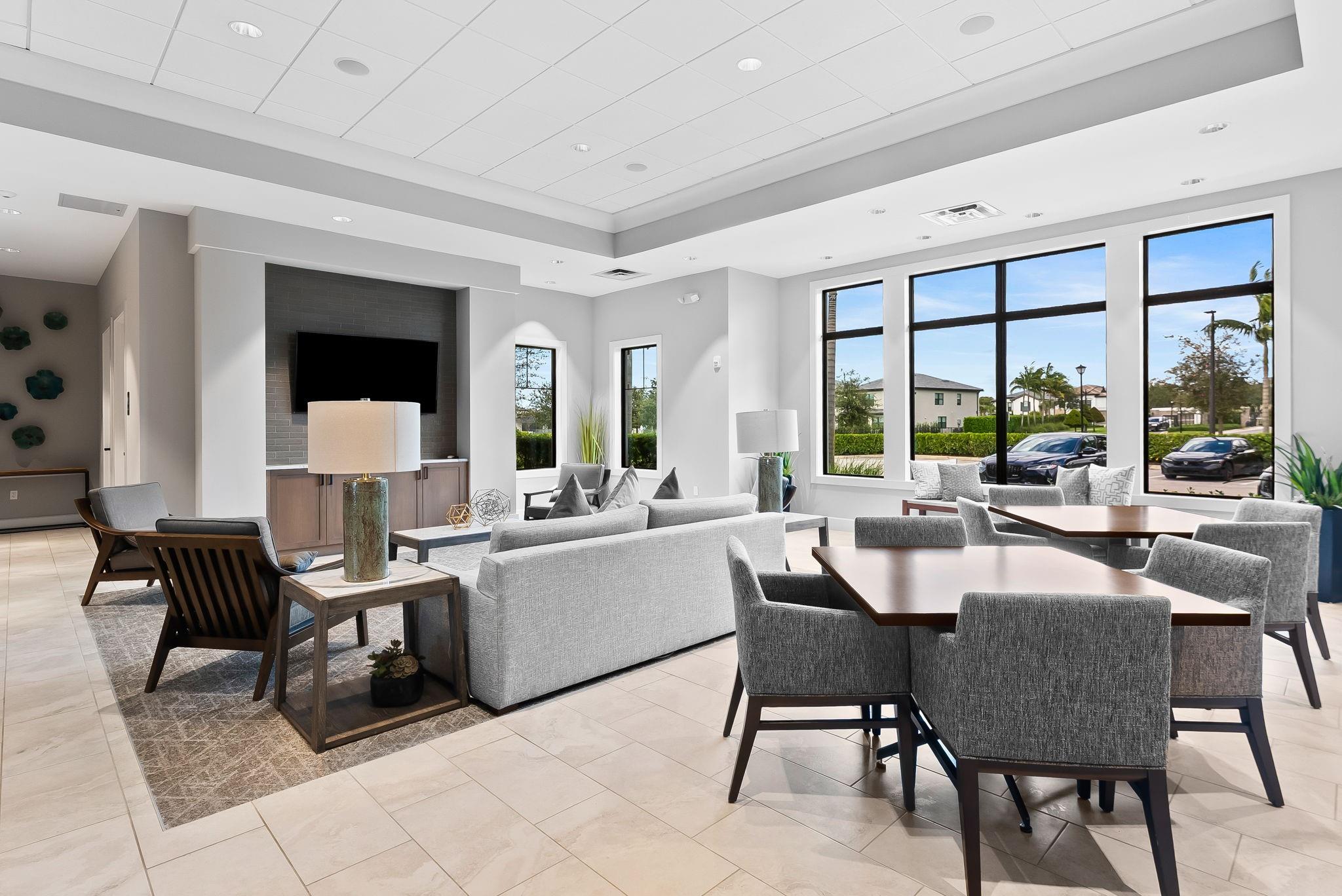 Oak Tree - Residential