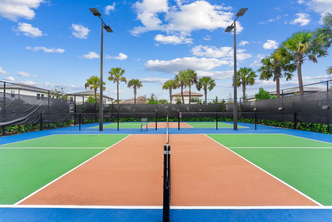 Oak Tree - Residential