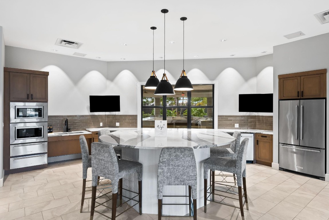 Oak Tree - Residential