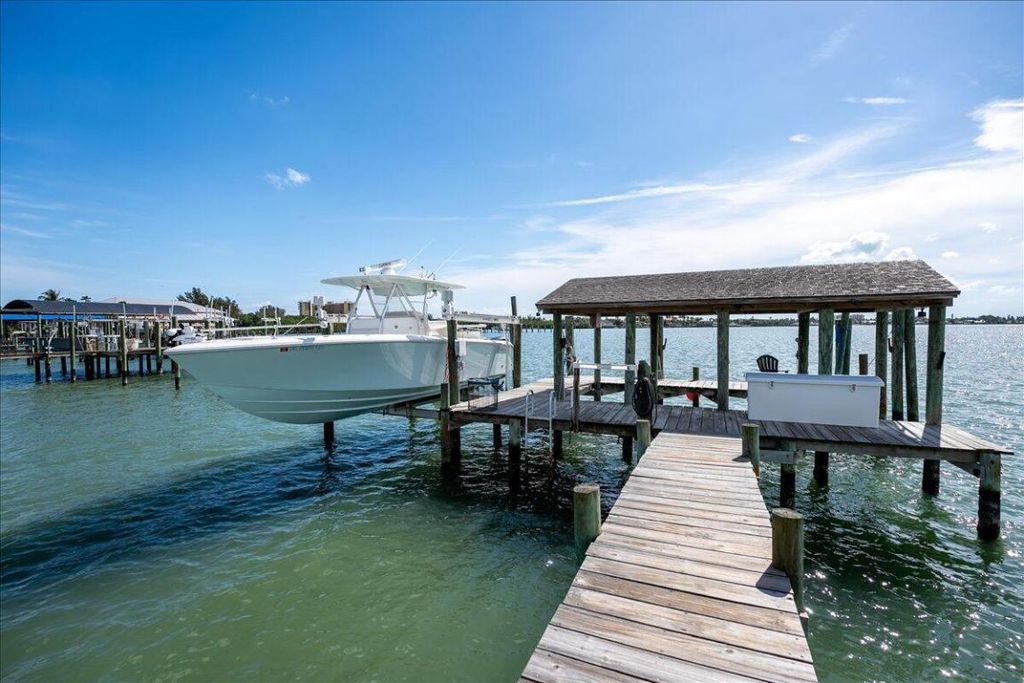 Photo of 1639 Thumb Point Drive, Fort Pierce, FL 34949 (MLS # R10987910)