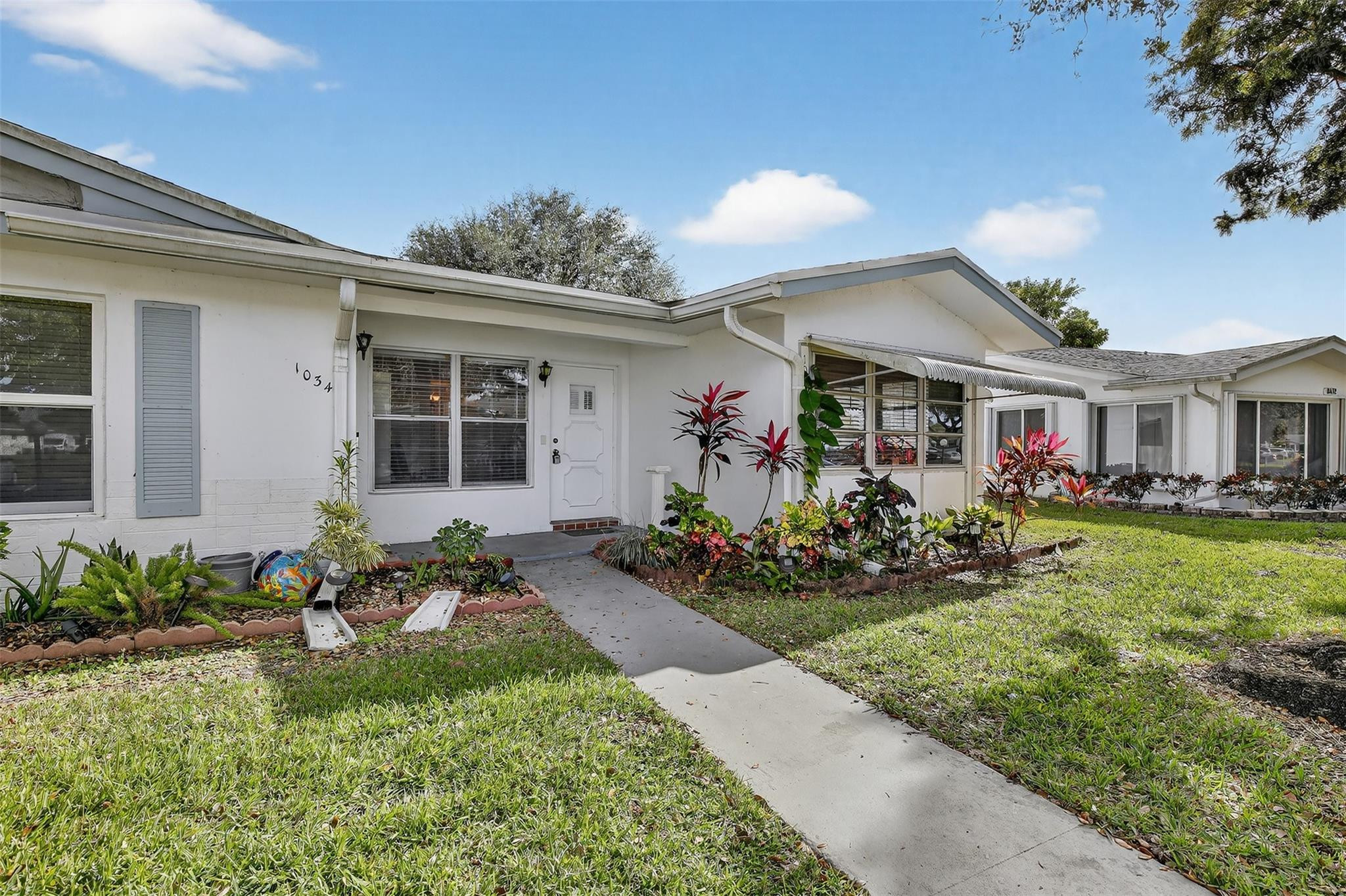 LAUDERDALE WEST - Residential