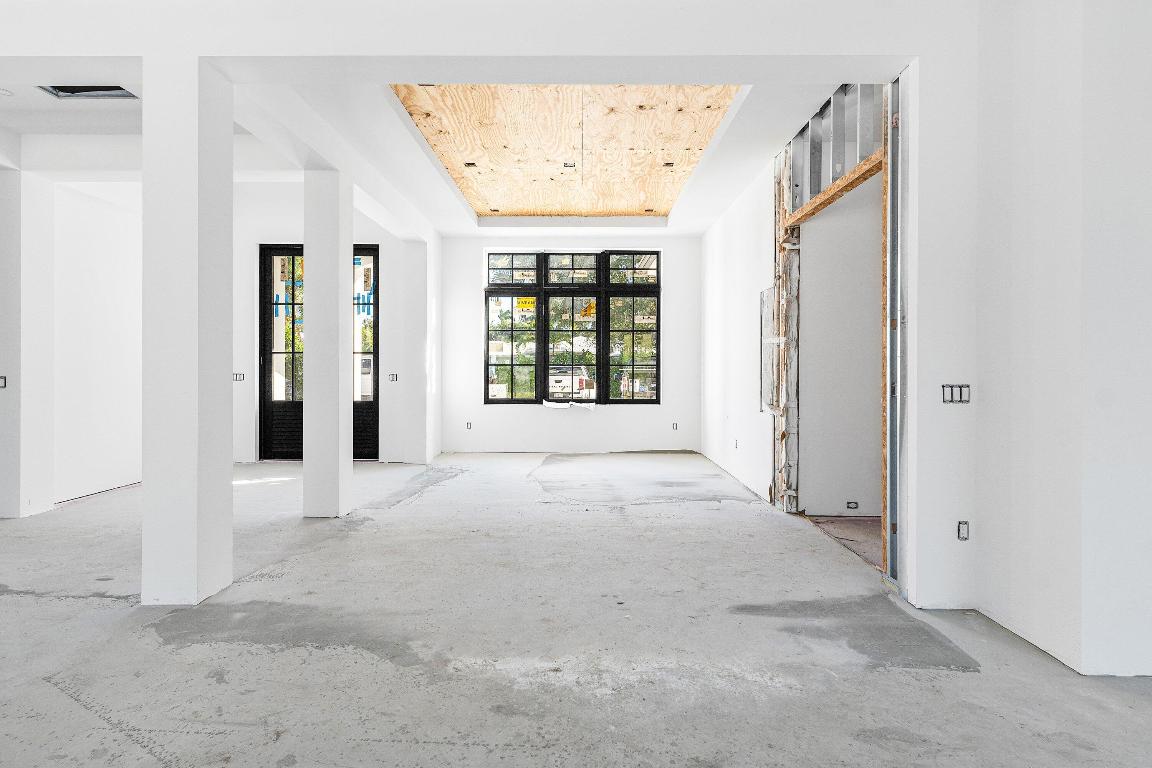 LAKE SHORE ESTATES - Residential