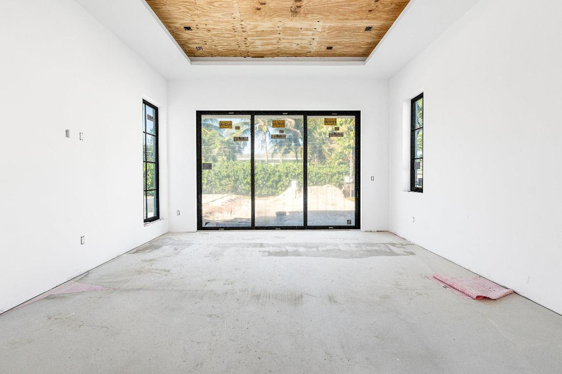 LAKE SHORE ESTATES - Residential