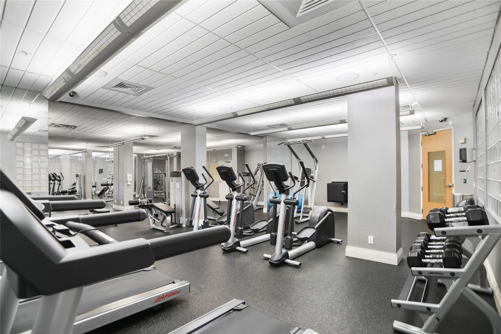 THE TIDES - Residential