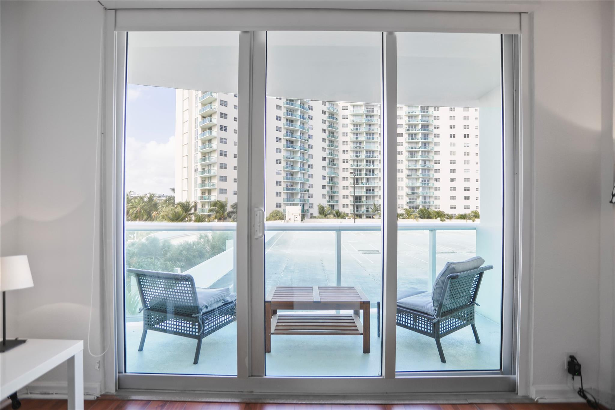 THE TIDES - Residential