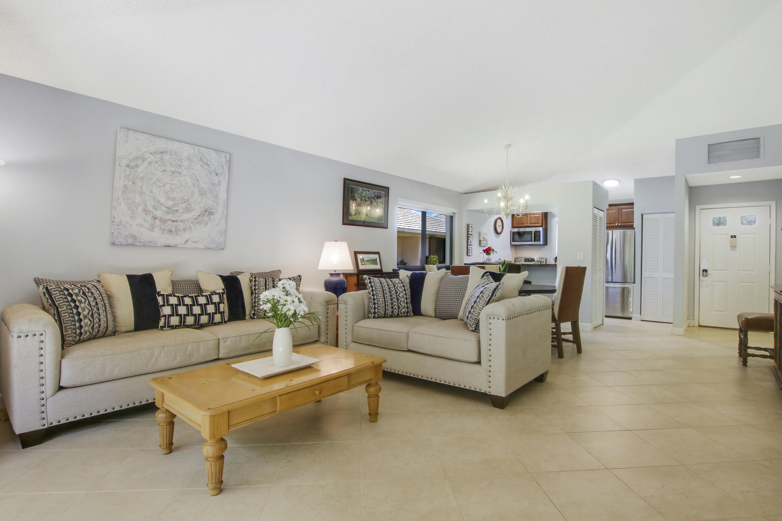 PGA NATIONAL CLUB COTTAGES - Residential Lease