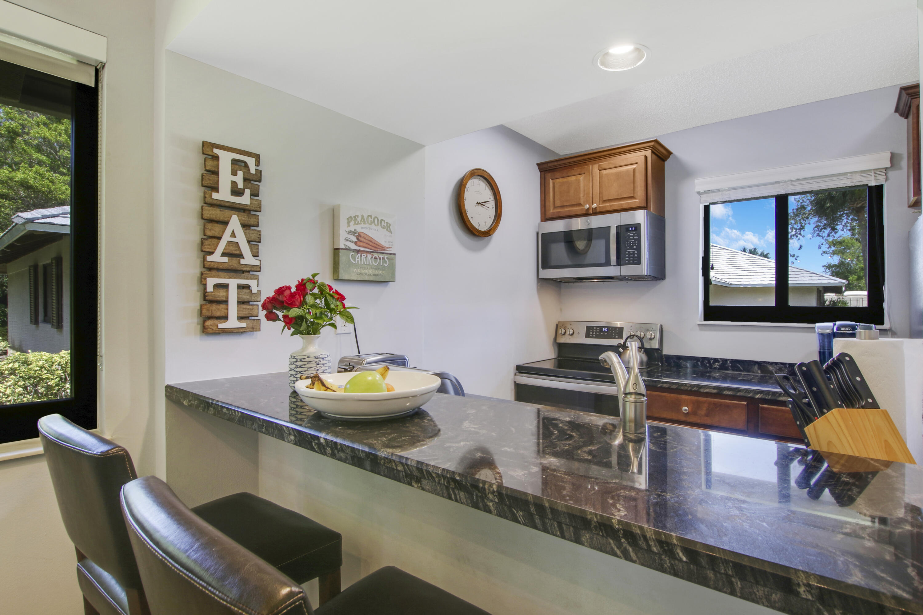 PGA NATIONAL CLUB COTTAGES - Residential Lease