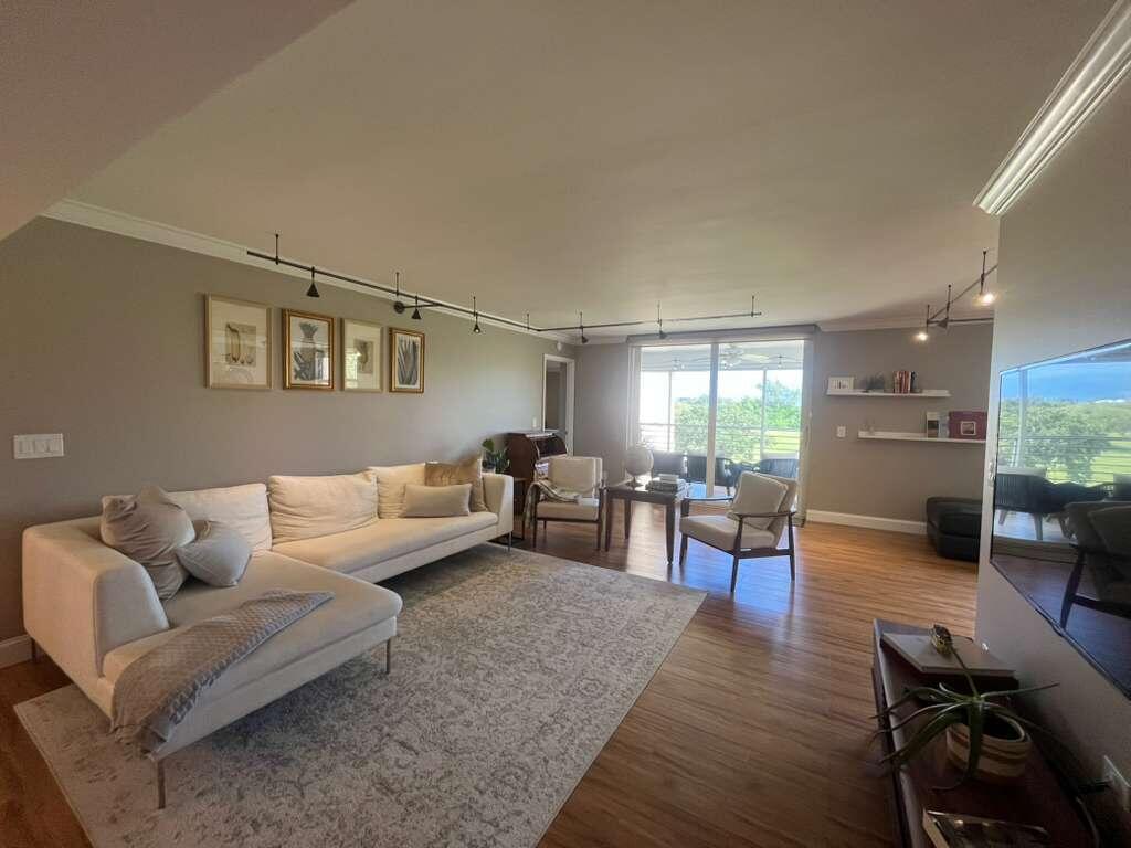 BOCA TEECA CONDO 8 - Residential Lease