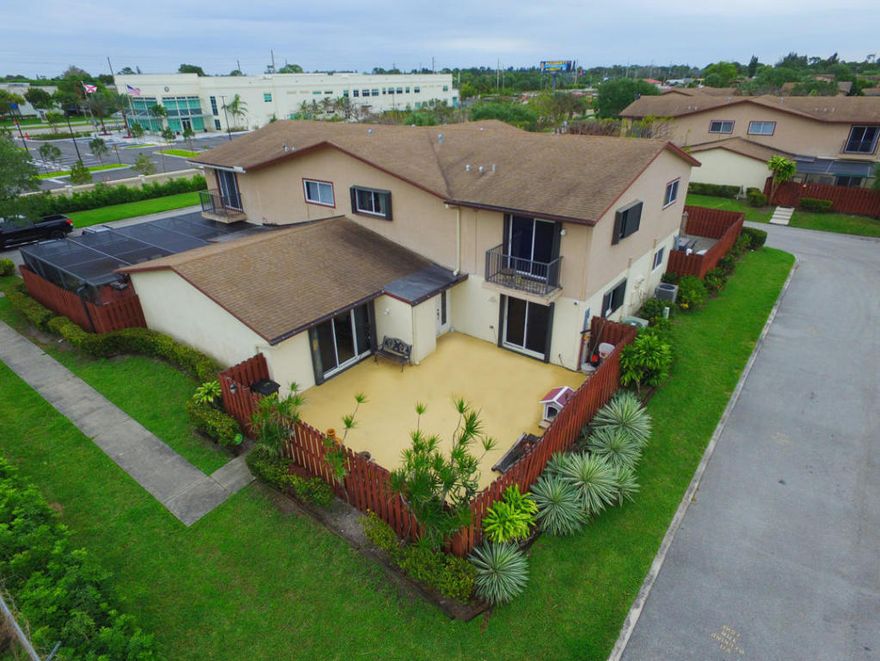 Beautiful & Spacious Townhome in a nice gated community. This property features it's own Private Courtyard and has a large patio space that is great for BBQ's and entertaining. 3 large bedrooms with excellent closet space. Community has a playground and lake and is only 6 miles to Lake Worth Beach/Pier. Also close to shops, restaurants,  Downtown WPB, City Place, I95 and TP.