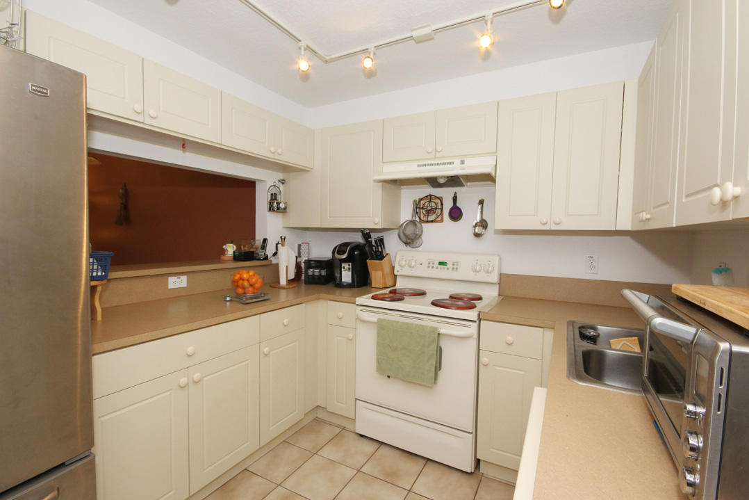 COUNTRYSIDE TOWNHOMES 3 - Residential