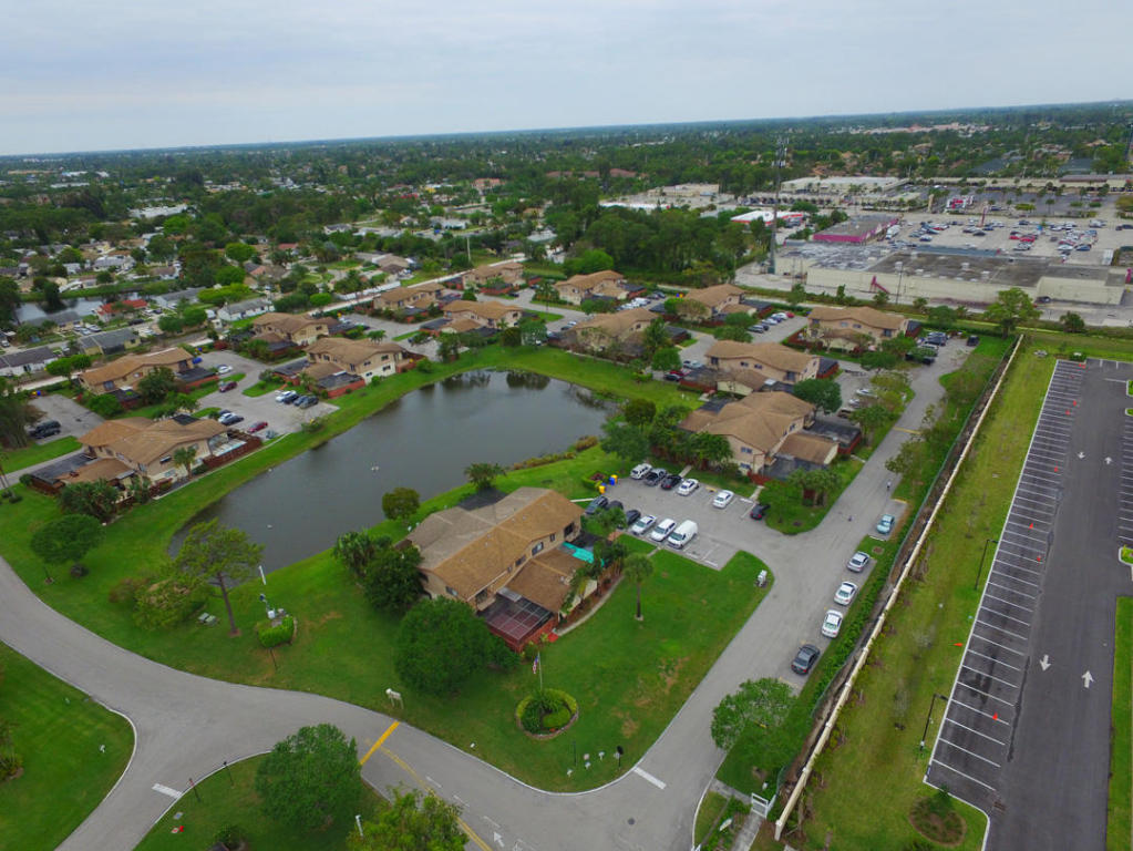 COUNTRYSIDE TOWNHOMES 3 - Residential