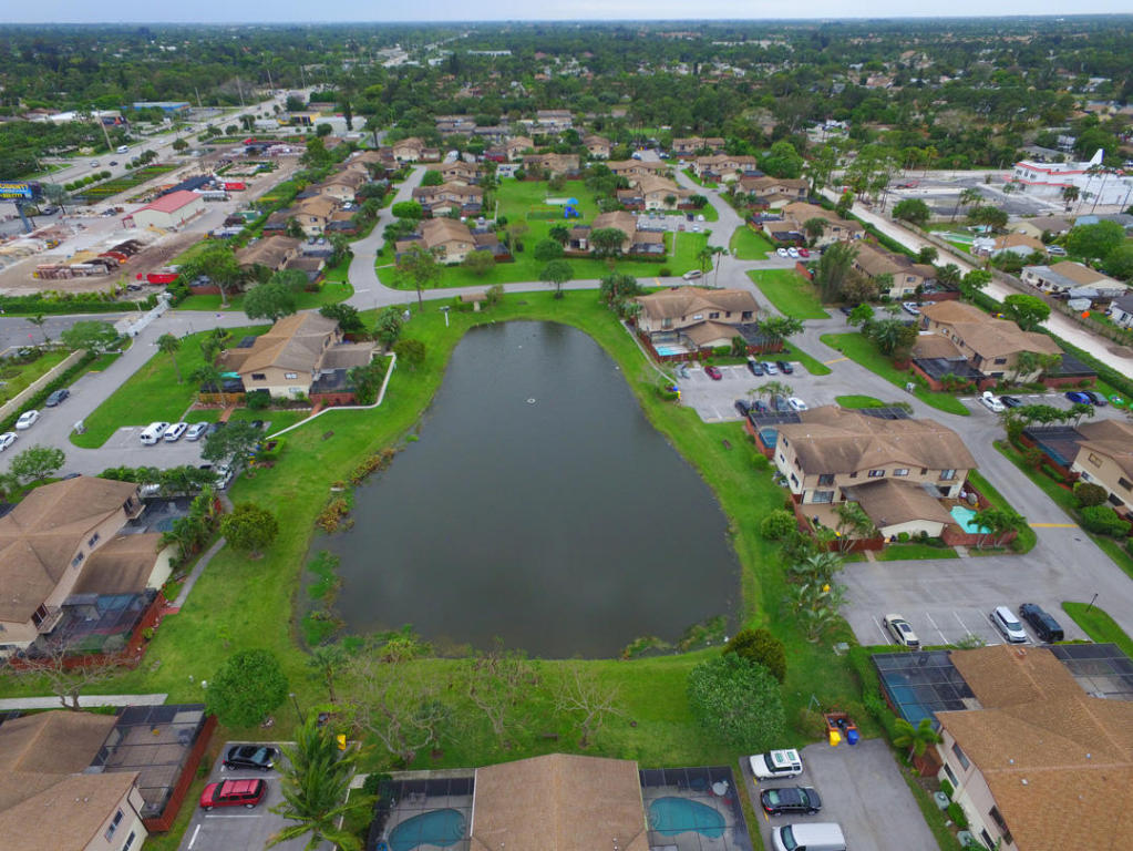 COUNTRYSIDE TOWNHOMES 3 - Residential