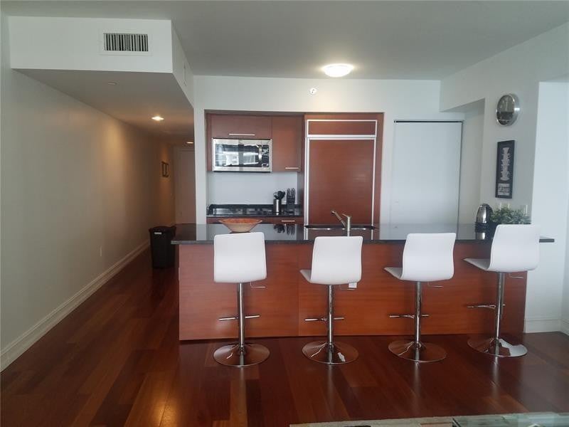 1830 S Ocean Drive 2809