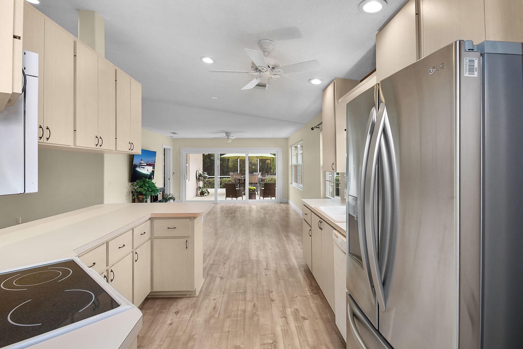 DOUBLE TREE - Residential