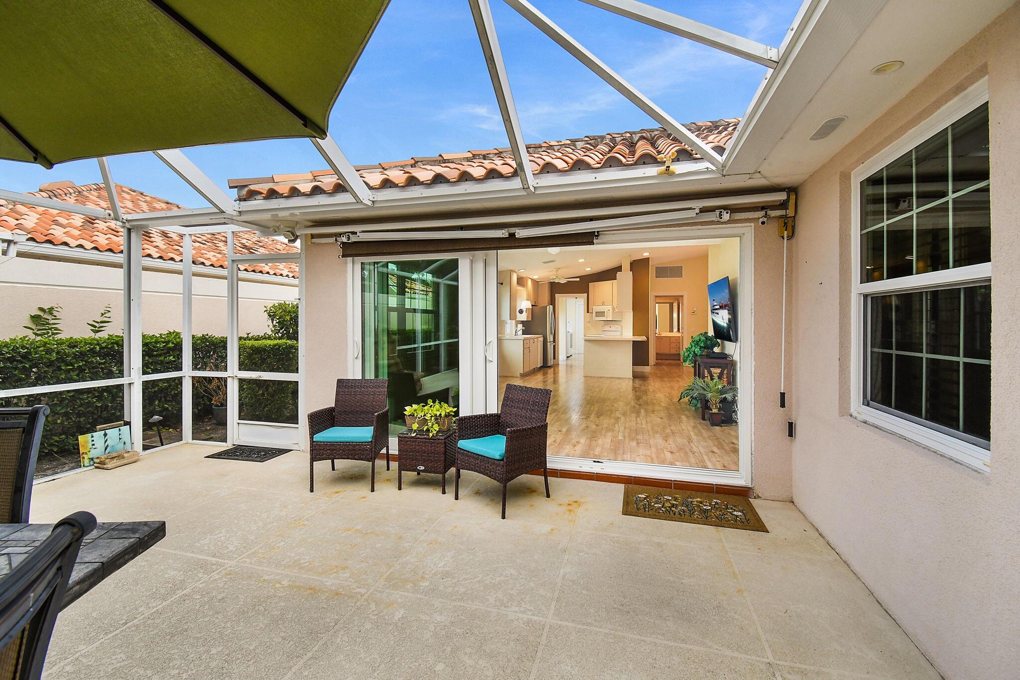 DOUBLE TREE - Residential