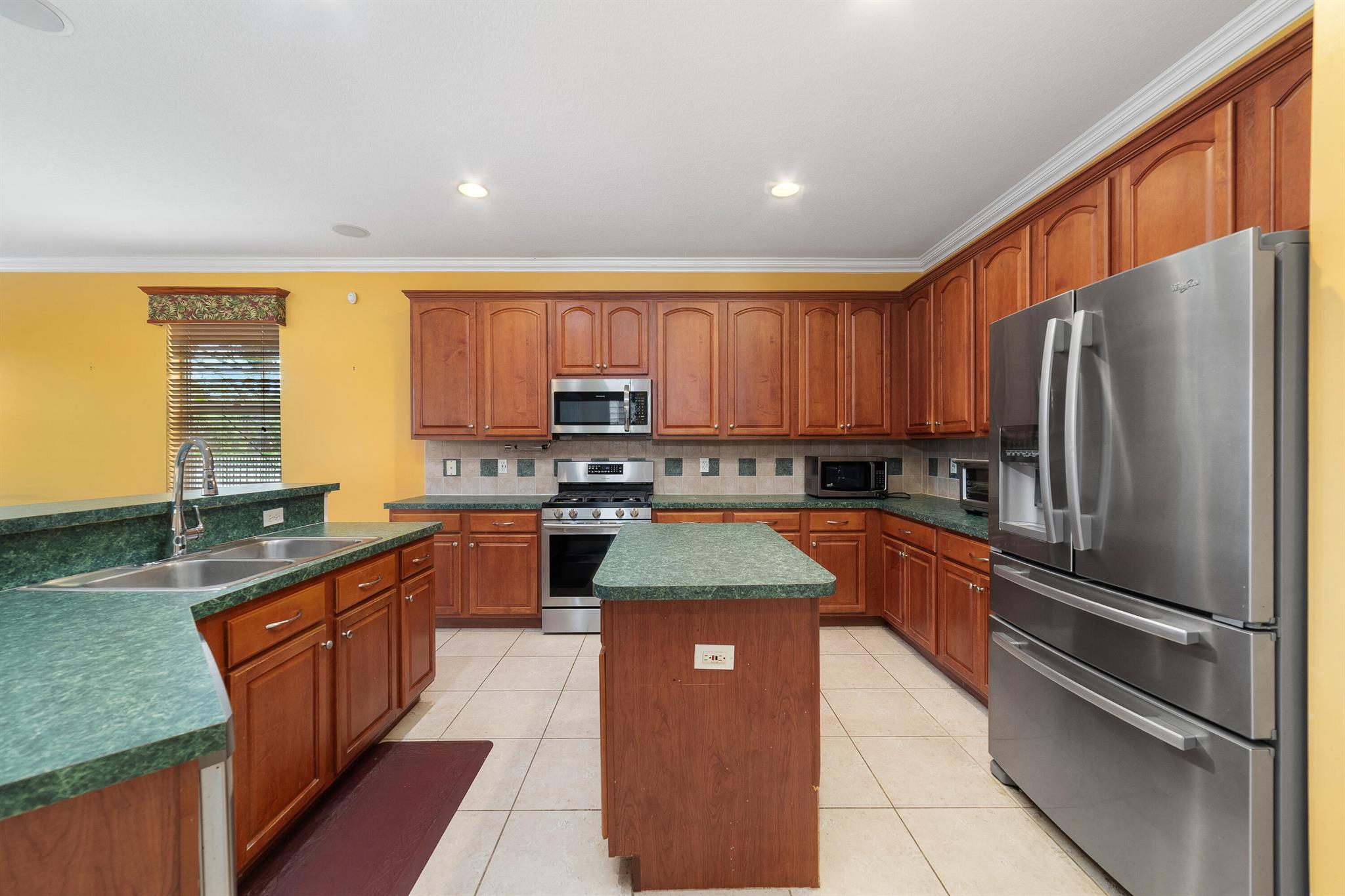 ANTHONY GROVES PH 1 - Residential