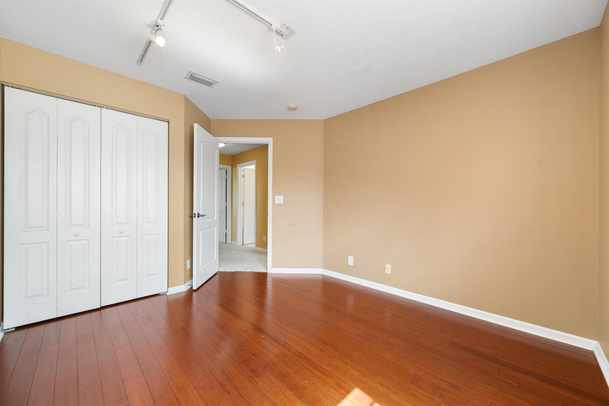 ANTHONY GROVES PH 1 - Residential