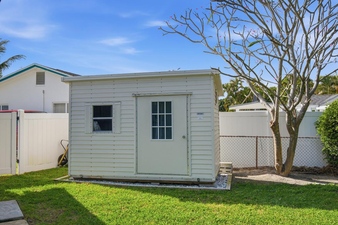 HIGHWOOD - Residential