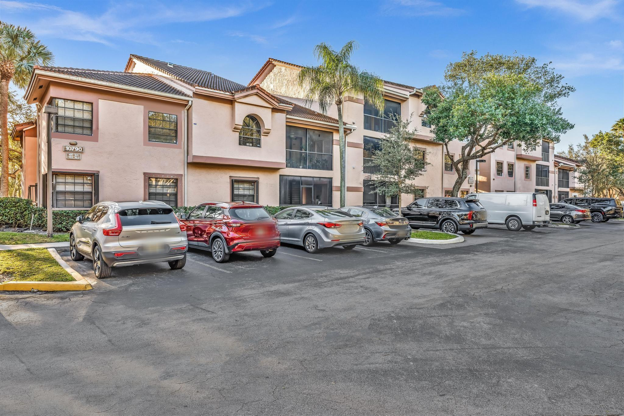 Optima Village - Residential