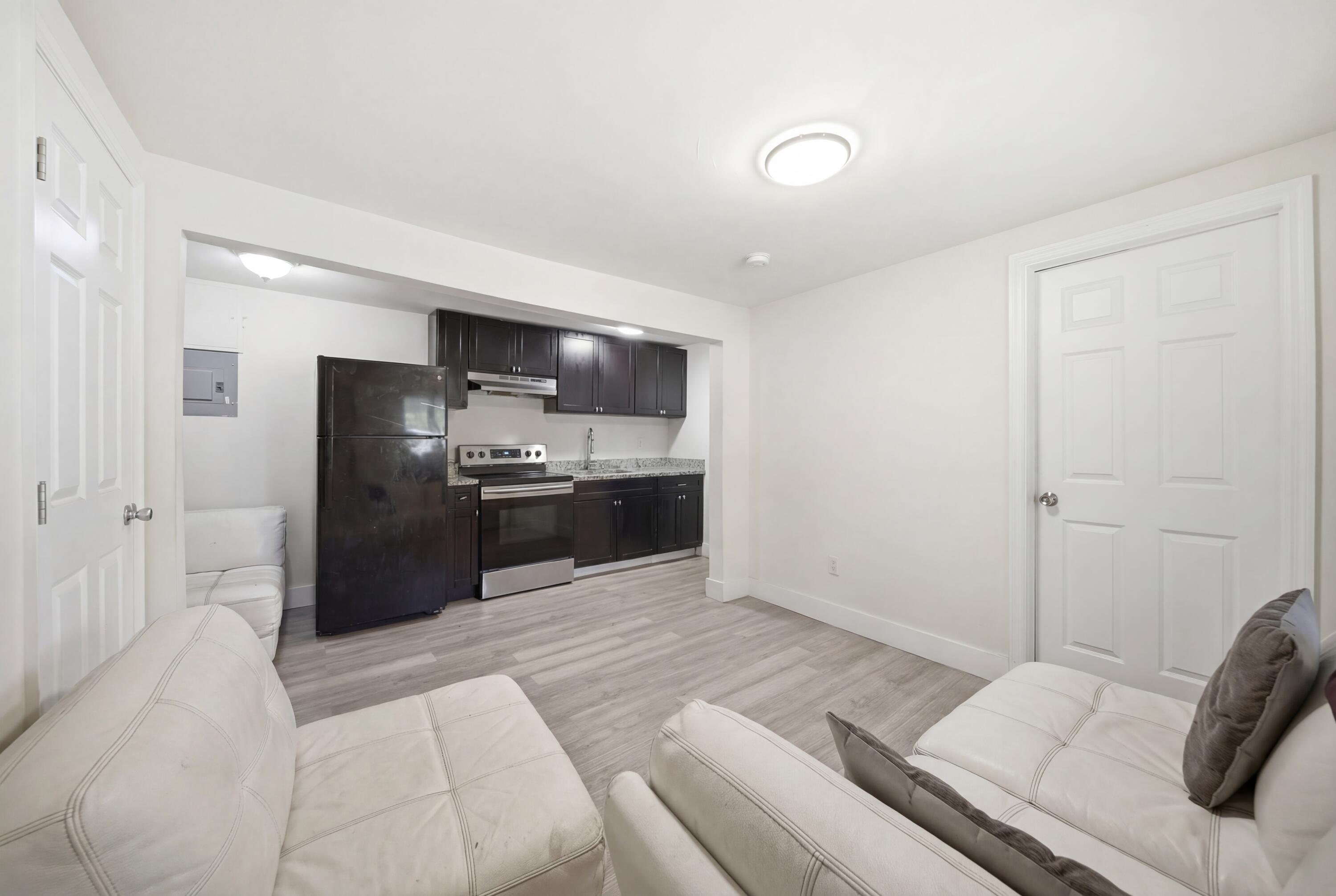 QUEENS PARK - Residential Income