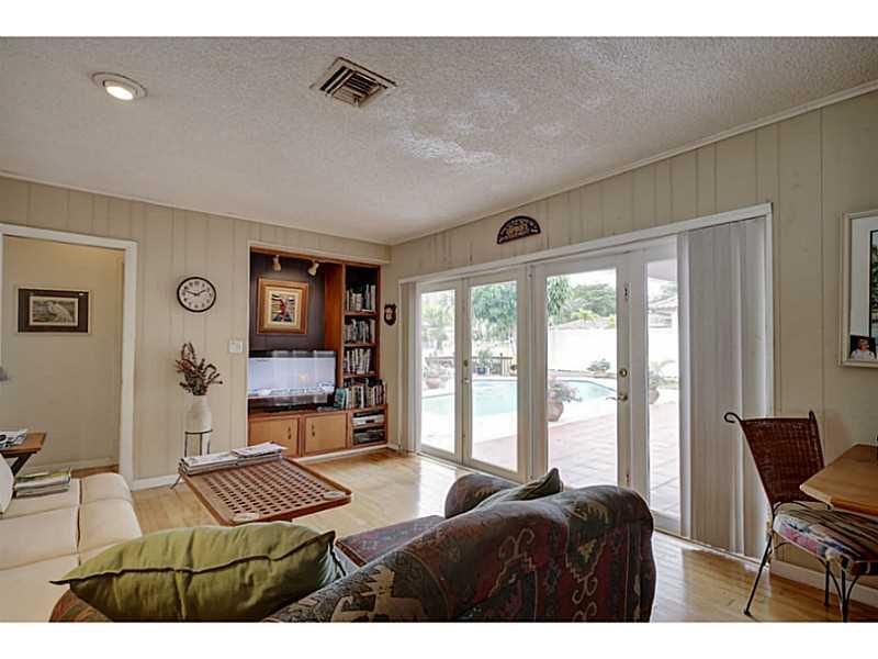 Bermuda Riviera - Residential