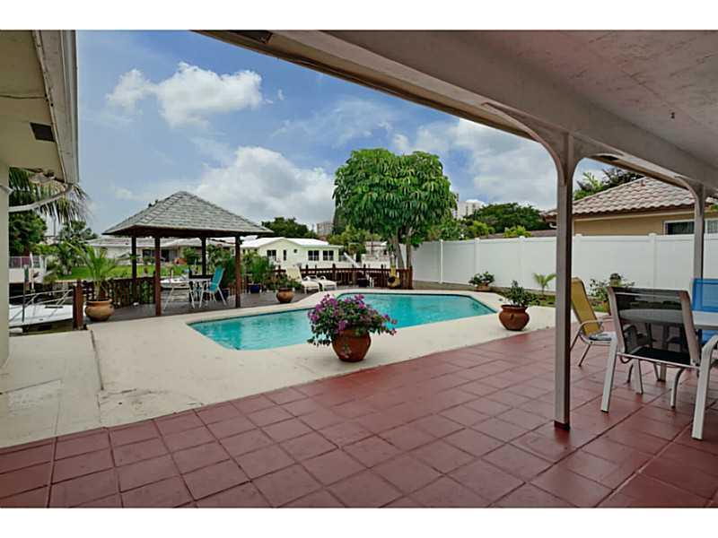 Bermuda Riviera - Residential