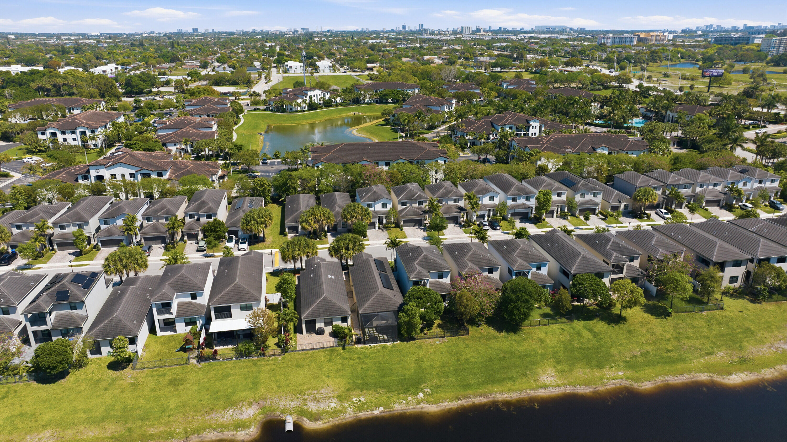 RESIDENCES AT PALM AIRE - Residential