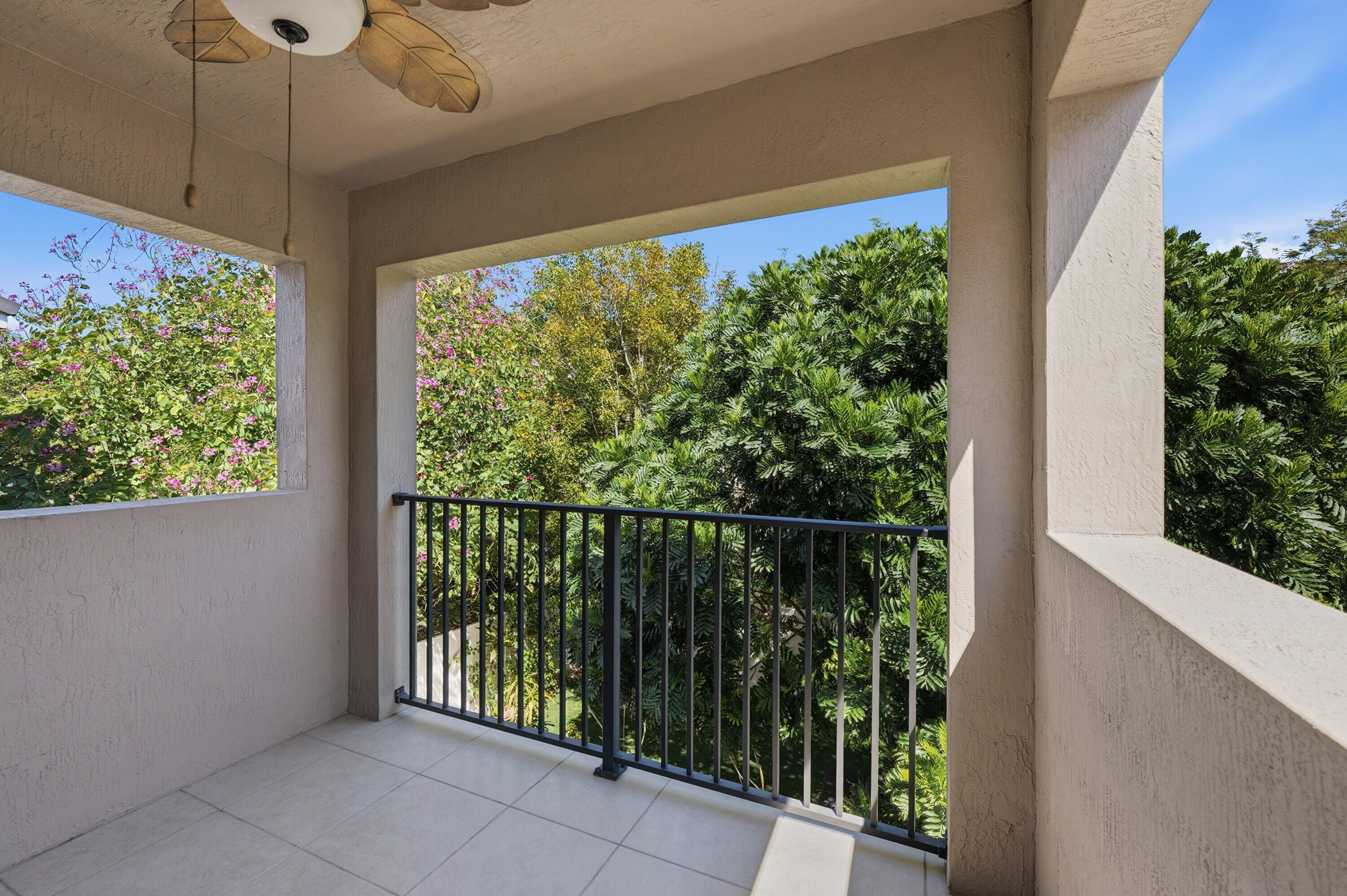 RESIDENCES AT PALM AIRE - Residential