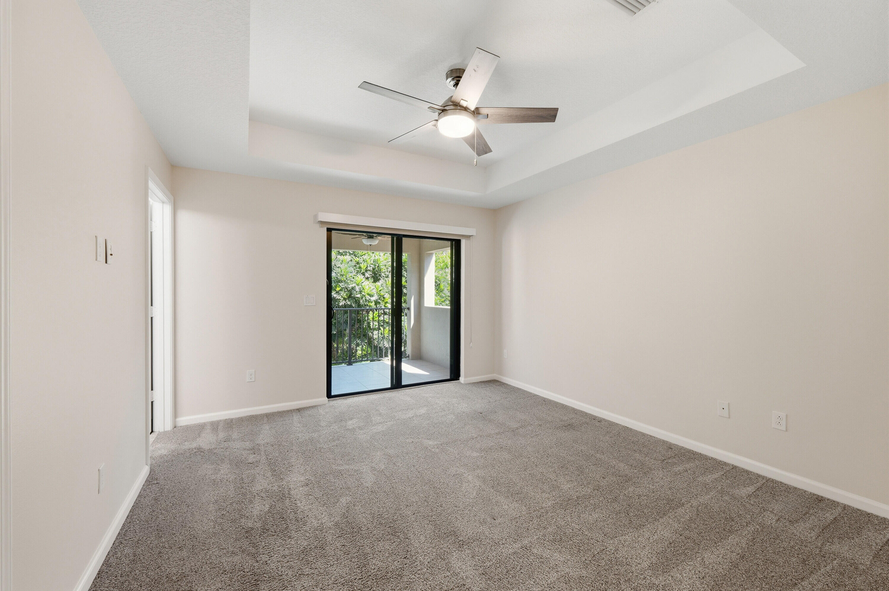 RESIDENCES AT PALM AIRE - Residential