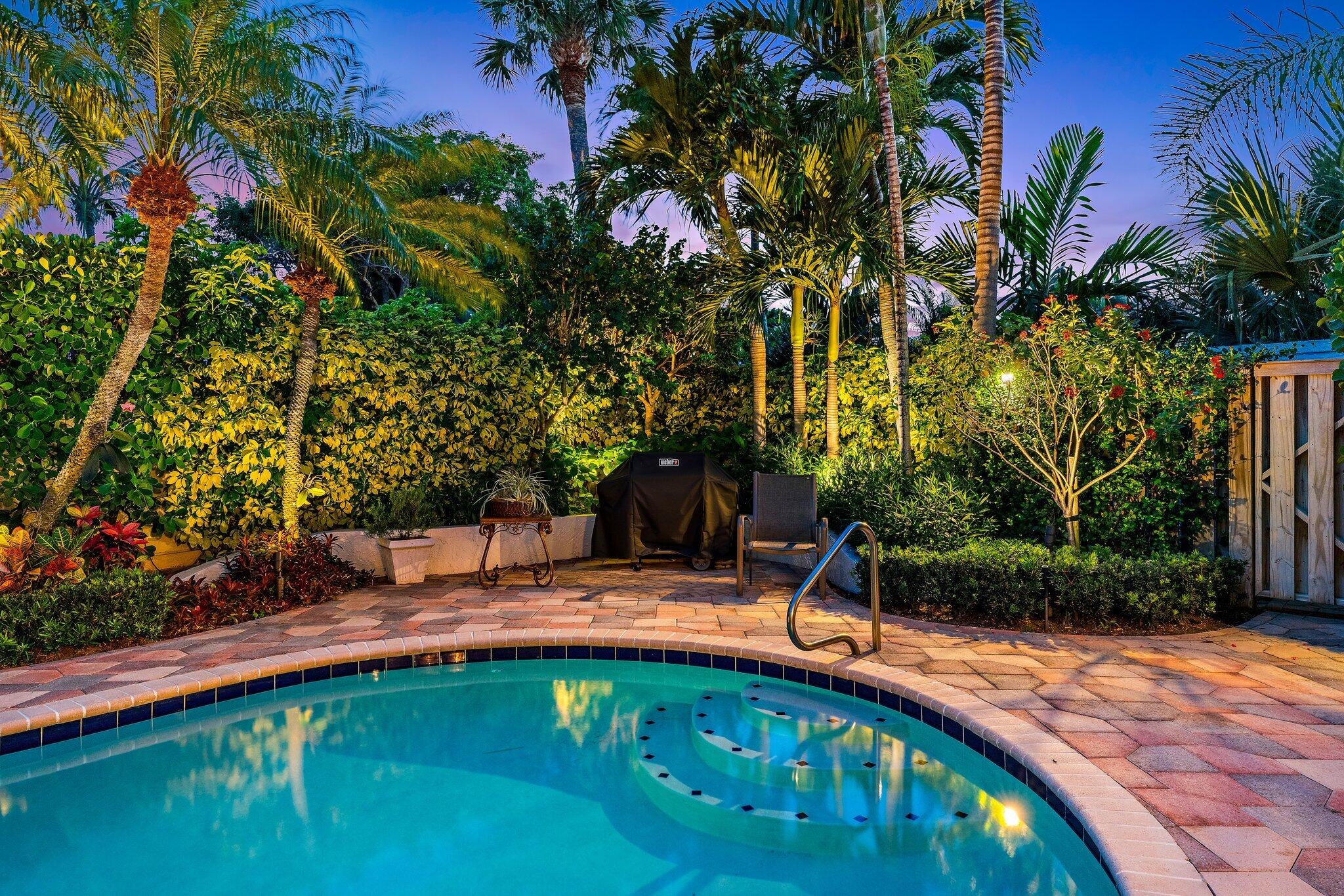 OCEAN WALK PLACE - Residential