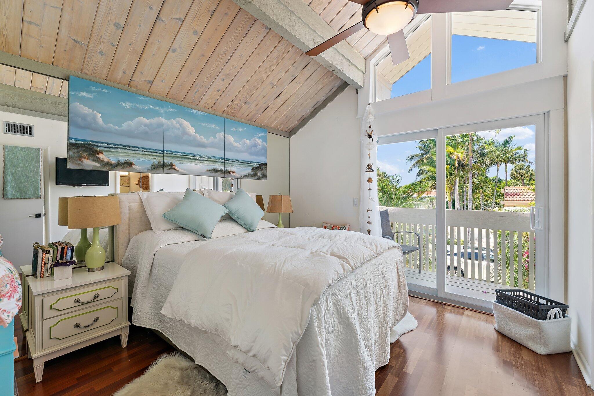 OCEAN WALK PLACE - Residential