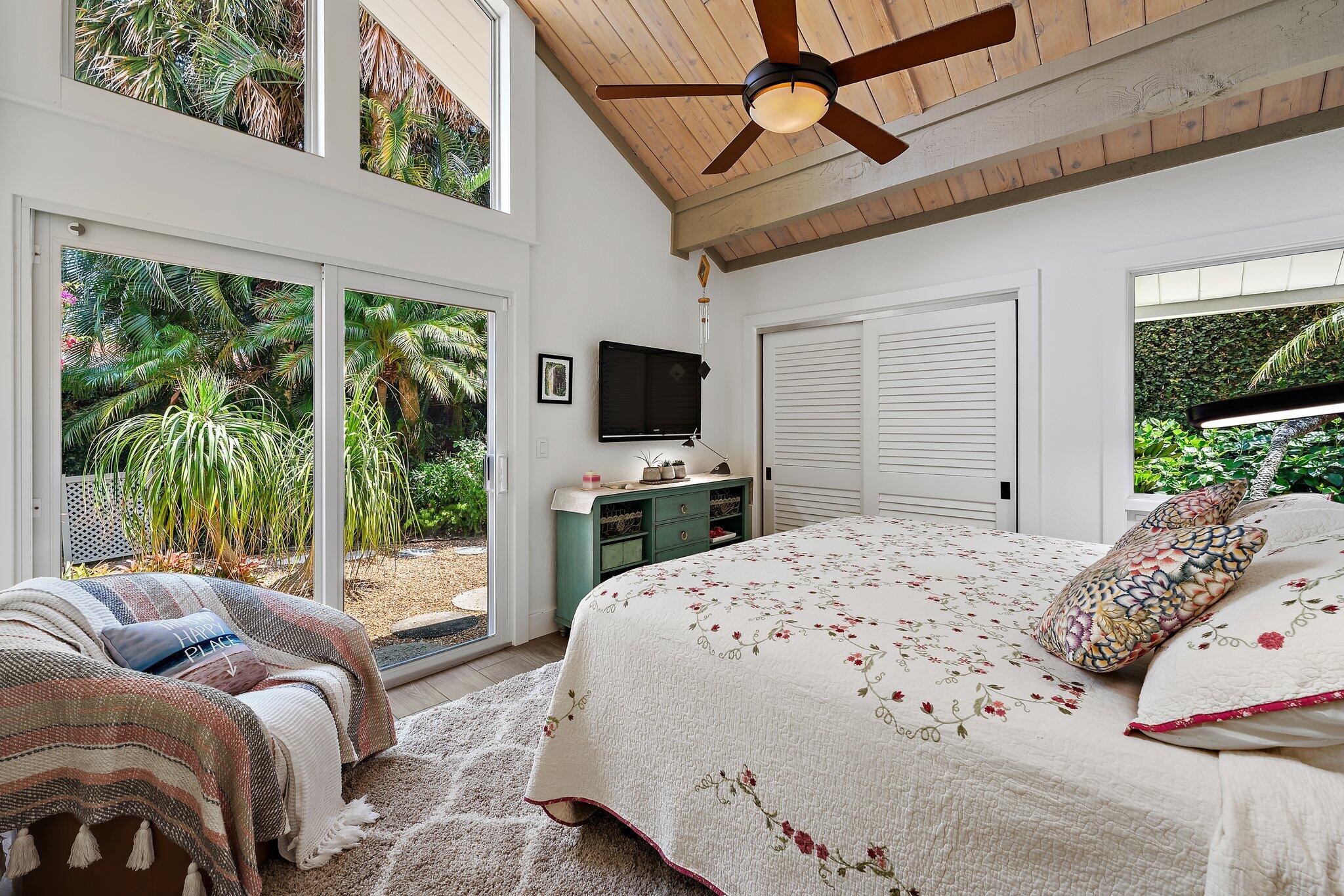 OCEAN WALK PLACE - Residential