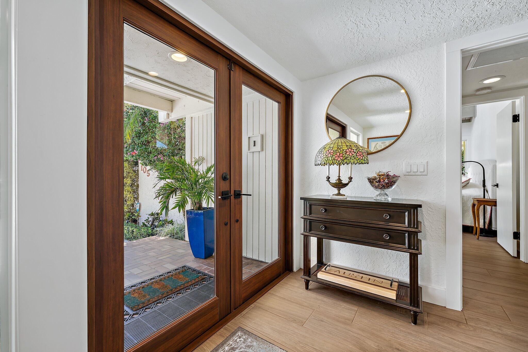 OCEAN WALK PLACE - Residential