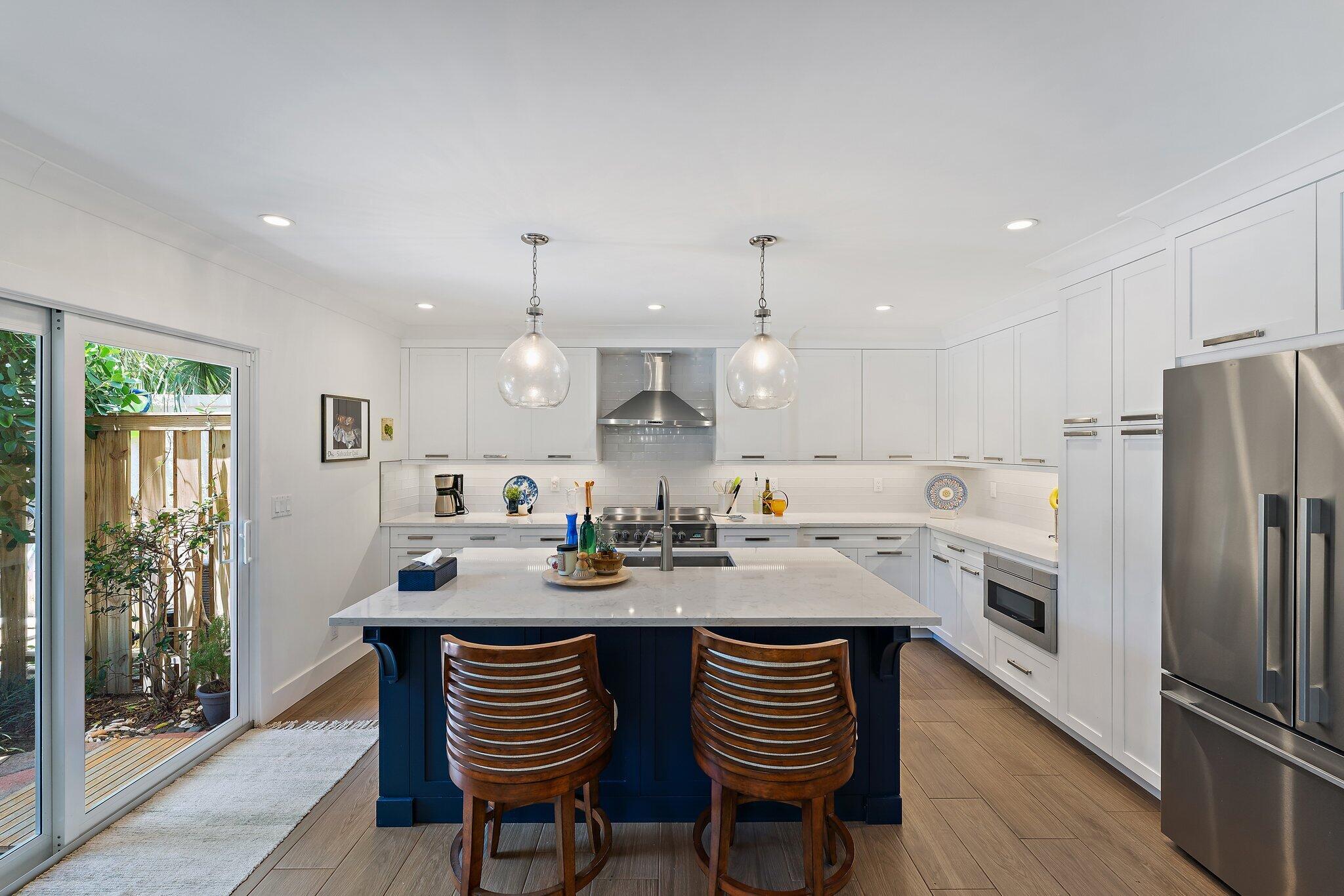 OCEAN WALK PLACE - Residential